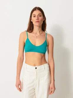 Brassiere