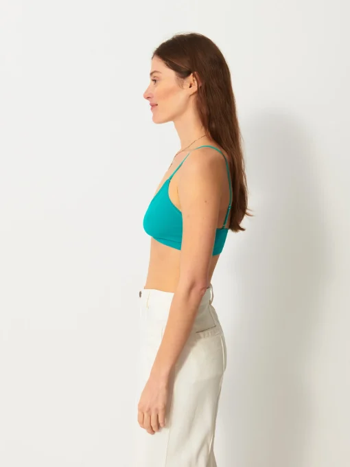 Brassiere