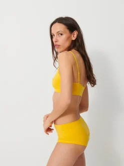 Brassiere