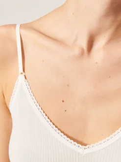 Brassiere