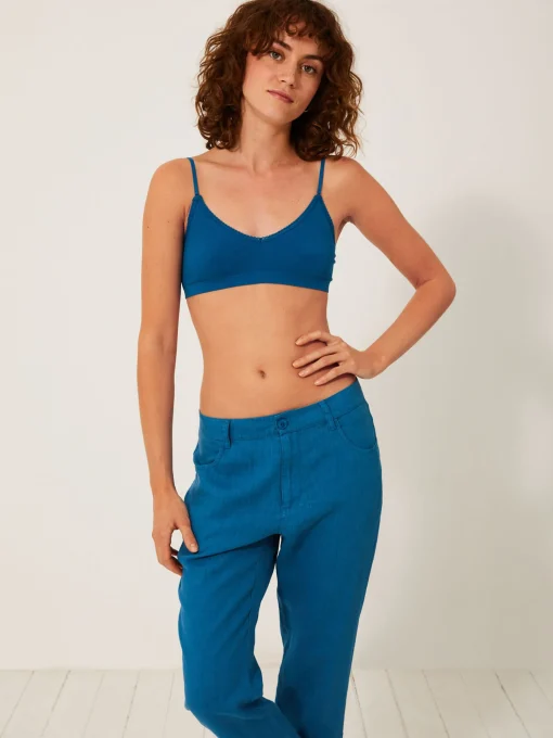 Brassiere