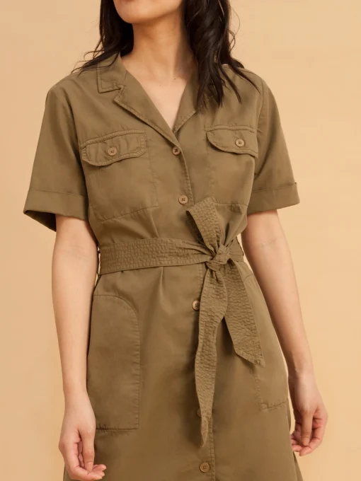 Robe dauphine