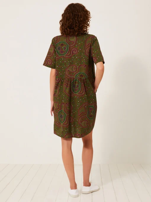 Robe jaya mc