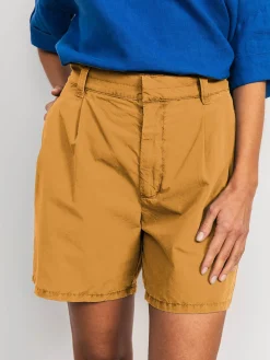 Short faustin