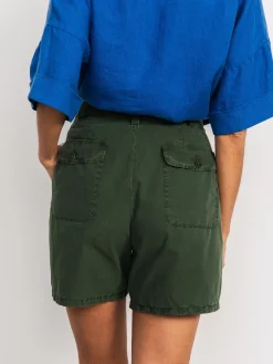Short faustin