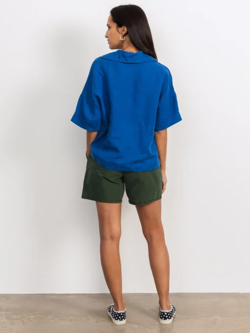 Short faustin