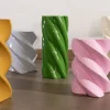 Table d'appoint marshmallow fibre de verre vert - &klevering